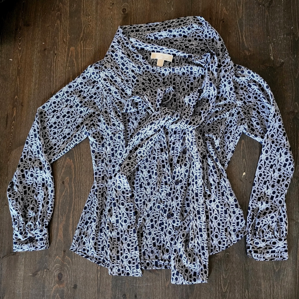 💐2/$25 Michael Kors Blouse With Neck Bow Tie, Soze Small